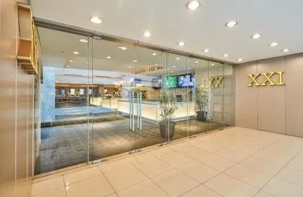 ATRIUM XXI