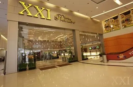 LIVING WORLD XXI